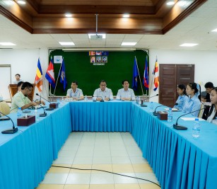 Welcomed an internship visit of 31 students from Techo Sen Institute of Public Works and Transport at PAS to study PAS`s flow of operation, progress and developments