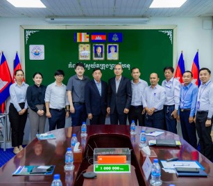 Held a discussion meeting with Khmer Food Group