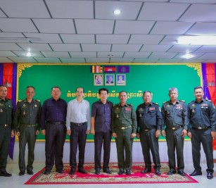 ការជួបសំណេះសំណាល សាកសួរសុខទុក្ខ កងទ័ព នៃតំបន់ប្រតិបត្តិការសឹករងខេត្តព្រះសីហនុ
