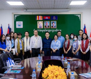 ទទួលស្វាគមន៍ ដំណើរទស្សនកិច្ចសិក្សា របស់និស្សិតសាកលវិទ្យាល័យ ក្រោមកម្មវិធីទំនាក់ទំនងសាធារណៈរបស់ចៃកា ដើម្បីផ្តល់នូវការយល់ដឹងមូលដ្ឋានអំពីជំនួយអភិវឌ្ឍន៍ផ្លូវការរបស់ជប៉ុន