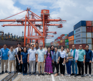 Welcomed a visit of 25 students of Economic Diplomacy Course of the Ministry of Foreign Affairs and International Cooperation, led by His Excellency Cheuy Vichet,