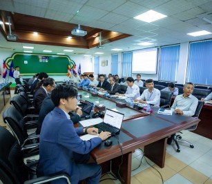 Held a discussion meeting regarding Preliminary Design Layout for New Container Terminal-Phase 2 and 3