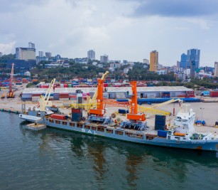 M/V GRIETJE, transported two (02) Units of Mobile Harbour Cranes, docked at the Multipurpose Terminal  of Sihanoukville Autonomous Port with safety and sound