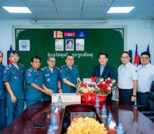 A Courtesy Call and Best Wishes on the occasion of Luna New Year