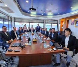PAS Management, conducted a study tour at Estern Sea Laem Chabang Terminal Co., Ltd (ESCO) and learning its Terminal Operating System