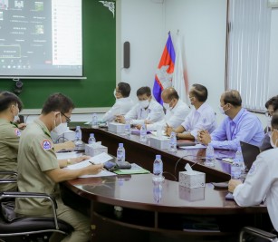 A meeting with Fishery administration​ and Delegate General of Tax Administration of China via Zoom platform to conduct checking in a preparation procedure of exporting processed pangasius djambal to China through PAS gateway
