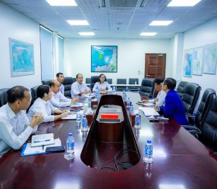 Held a discussion meeting with Inchape Shipping Service (Cambodia) Ltd