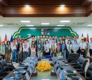 A courtesy visit of Japanese Engineering Students (26 persons) from TOYO