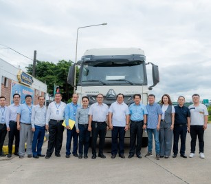 Welcomed a delegation visit of the Council for the Development of Cambodia (CDC)