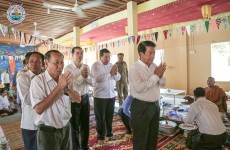 ឯកឧត្តម លូ គឹមឈន់ បានចូលរួមកាន់បិណ្ឌវេនទី ៦ នៅវត្តទួលកែវ ឃុំទឹកល្អក់ ស្រុកព្រៃនប់