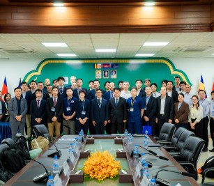 ដំណើរទស្សនកិច្ចសម្តែងការគួរសម និងកិច្ចពិភាក្សាការងារ នៃគណៈប្រតិភូ ក្រសួងដែនដី ហេដ្ឋារចនាសម្ព័ន្ធ ដឹកជញ្ជូន និងទេសចរណ៍
