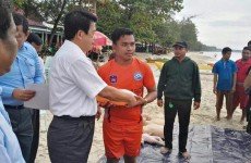 ពិធីបិទវគ្គបណ្ដុះបណ្ដាលការសង្គ្រោះបឋមសម្រាប់ឆ្មាំសមុទ្រ ដែលបានរៀបចំឡើងដោយសាខាកាកបាទក្រហមខេត្តព្រះសីហនុ