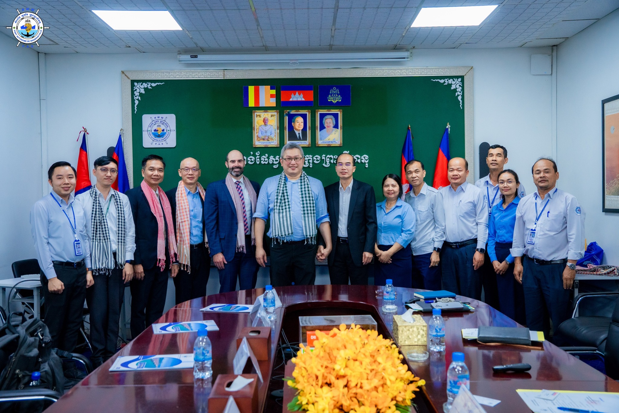 Held a discussion meeting with Evergreen Shipping Services (Cambodia) Co., Ltd
